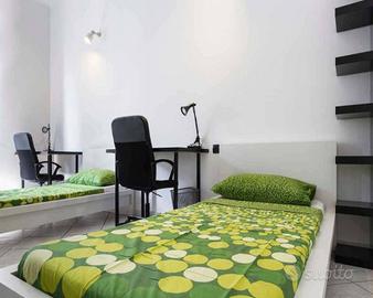 Stanza in appartamento di 115 m² a Milano