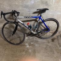 BICI DA CORSA BIANCHI NERONE