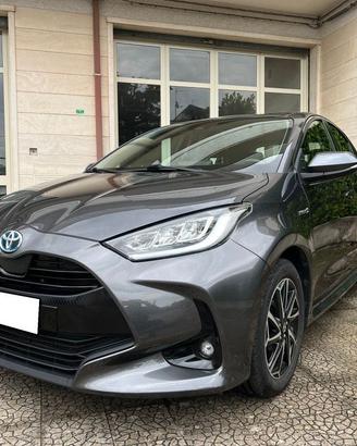 TOYOTA Yaris 1.5 Hybrid 5 porte Trend