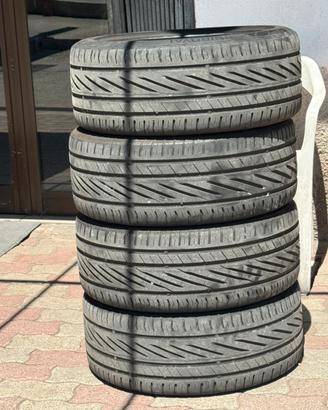 Pneumatici 225/45/17