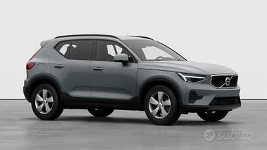Volvo XC40 B3 automatico Essential PREZZO PROMO