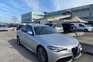 ALFA ROMEO Giulia 2.2 T 180 ats CV x commercian