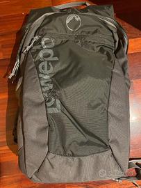 zaino fotografico Lowepro