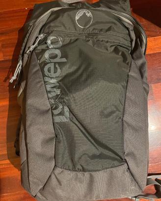 zaino fotografico Lowepro