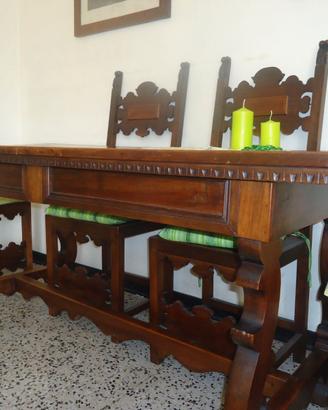 Tavolo in stile fratino con 4 sedie