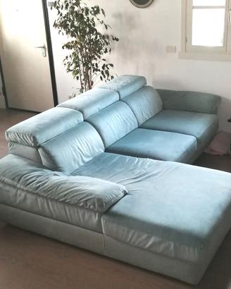 DIVANO con penisola contenitore