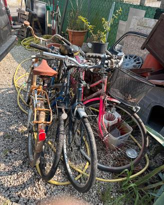 Lotto biciclette da sistemare