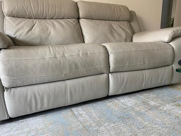 Divano  in pelle Poltrone e Sofà