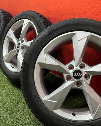 Cerchi Audi Q3 SQ3 Gomme 95% Invernali 235 50 19