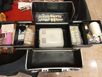 valigetta kit unghie con fornetto 