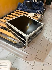 scatolo porta attrezzi con chiusure