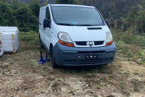 Renault trafic 2004