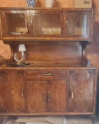 Credenza con alzata