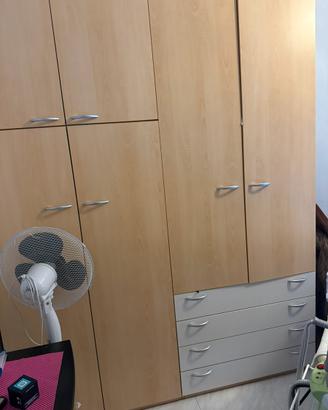 Cameretta con letto singolo