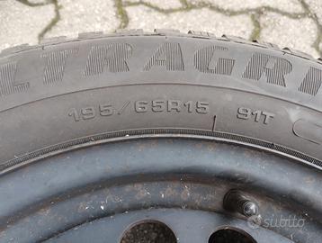 Gomme con cerchi in ferro