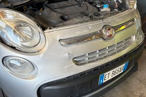 Fiat 500 L incidentata