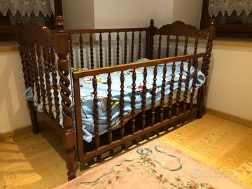 Lettino Vintage in Legno Massiccio + Materasso