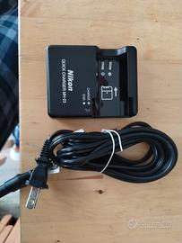 Caricabatterie Nikon MH 23