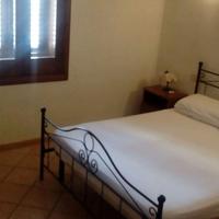 Piccola casa ammobiliata, in centro a Menfi AG