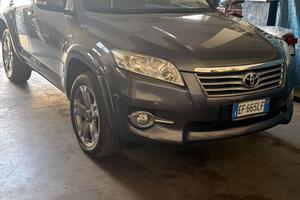 Toyota RAV 4 RAV4 Crossover 2.2 D-Cat A/T 150 CV E