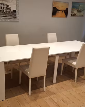 tavolo e sedie