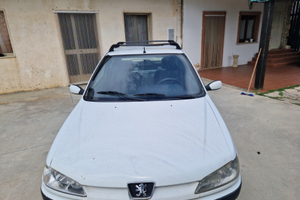 Peugeot 306 autocarro