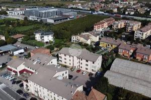 2 LOCALI A COLOGNOLA AI COLLI