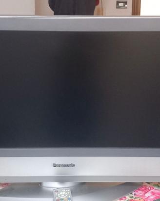 TV PANASONIC 26"