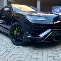 Lamborghini Urus 4.0 - prezzo top italia