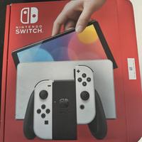 Nintendo switch OLED più giochi 