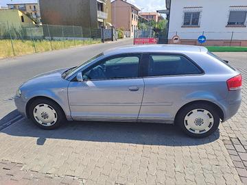 AUDI A3 1.6 