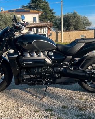 Triumph Rocket 3 R storm