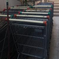 carrelli da supermercato