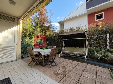 2 camere con giardino a Preganziol RIF " LMP1 "