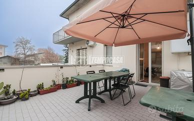 APPARTAMENTO CON TERRAZZO E DOPPIO GARAGE