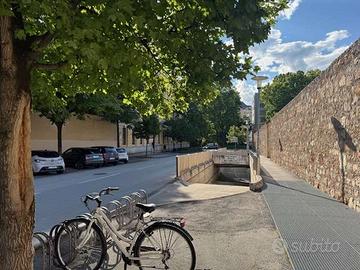 Trento centro garage due posti auto