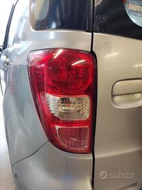 Fanale post sx DAIHATSU TERIOS del 2001