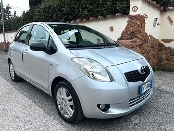 Toyota Yaris 1.4 Diesel 5 porte - Neopatentati