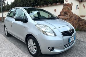 Toyota Yaris 1.4 Diesel 5 porte - Neopatentati
