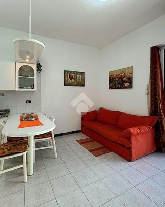 2 LOCALI A SAVONA