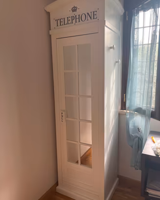 Cabina telefonica armadio