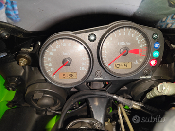 Kavasaki zx6r