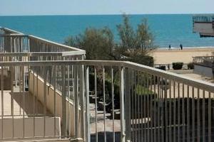 Fronte-lato mare/piscina/pz Milano/bilocale/5-6pax