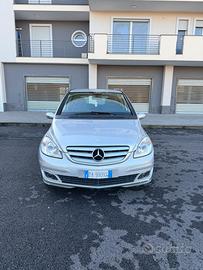 Mercedes classe b180