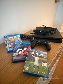 PS4+2CONTROLLER+3GIOCHI ( FC25,GT7) -PERFETTA