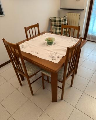Tavolo per sala da pranzo