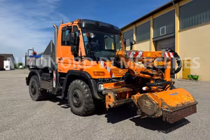 UNIMOG U400 / 238 Cv.VARIO PILOTE