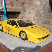 Pocher 1/8 Ferrari Testarossa gialla Scuderia elab