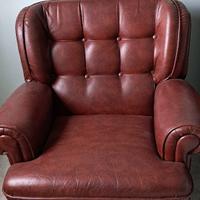 DUE POLTRONE IN PELLE