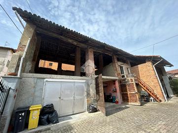 RUSTICO A GASSINO TORINESE